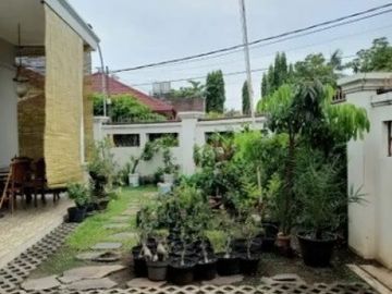 Rumah Mewah 1,5 Lantai Bendul Merisi Dekat Plaza Marina