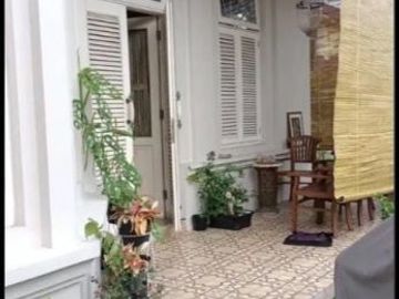 Rumah Mewah 1,5 Lantai Bendul Merisi Dekat Plaza Marina
