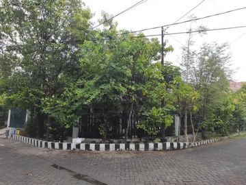 Perum Rungkut Harapan Row jalan kembar, Strategis Okkra