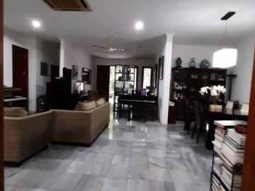 Rumah Sewa Senopati Jakarta Selatan Mewah dan Strategis