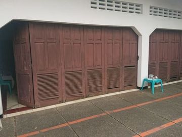 Rumah di Cinere, 1Lt, Hitung Tanah, Strategis , Bukit Cinere
