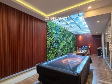 Dijual Rumah Full Furnished  Strategis Di Kawasan Elit Andara