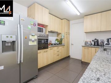 Casa en Venta en Condominio Los Montes