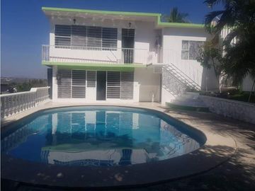 CASA EN VENTA CON VISTA AL LAGO 