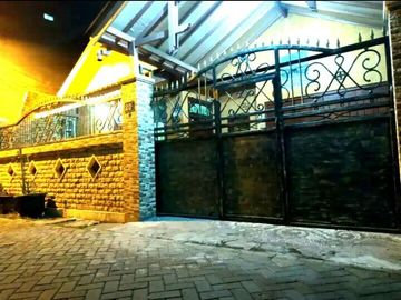 *Dijual Rumah Simolawang Simokerto* *Surabaya*