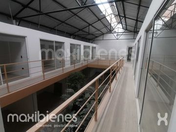 local en arriendo en envigado. Cod A72141