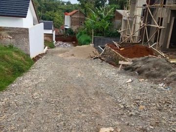 HUNIAN KPR BERKELAS, KONSEP JAPANESE TROPICAL DI BANDUNG TIMUR