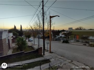 CASA EN VENTA / HERMOSA VISTA !!