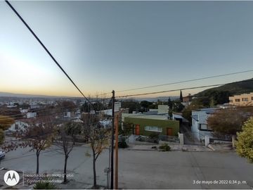 CASA EN VENTA / HERMOSA VISTA !!