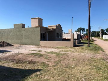 APTA A CREDITO APPTO   ESCRITURA INMEDIATA    CASAS A ESTRENAR CON TERMINACIONES DE YESO Y PISOS DE PRCELANATO FINANCIACION - RECIBIMOS VEHÍCULOS - PR
