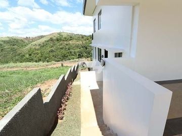 Modern House and Lot in Antipolo City near Sandoval Avenue PH964