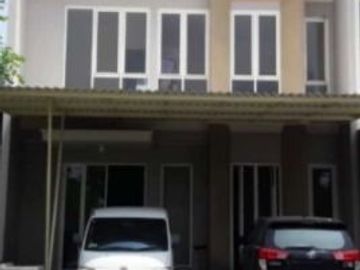 Dijual Rumah Di Perumahan Royal Residence, Surabaya