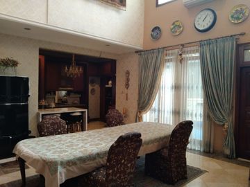Rumah Cantik area Kramat pela Jakarta timur
