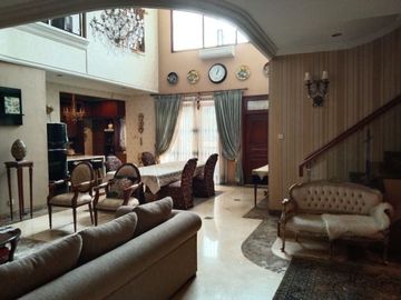 Rumah Cantik area Kramat pela Jakarta timur
