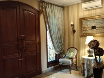 Rumah Cantik area Kramat pela Jakarta timur