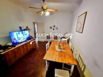 Lindo Chalet de 8.66x23 gge-Corrientes 3700-Malaver