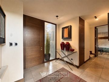 Depthouse en venta de 4 dorm. en Lo Barnechea