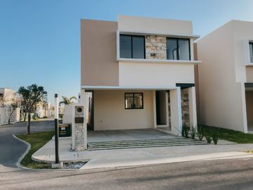 CASAS EN VENTA EN MERIDA  EN PRIVADA CON AMENIDADES EN CARRET A CONKAL