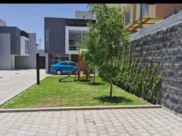 PREVENTA DE CASAS EN COL. GRANJAS PUEBLA, CERCA DE PERIFÉRICO.