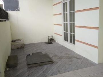Rumah Mulyosari Baru Hadap Utara Pln 2200w Row jalan 2 mobil