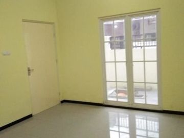 Rumah Mulyosari Baru Hadap Utara Pln 2200w Row jalan 2 mobil