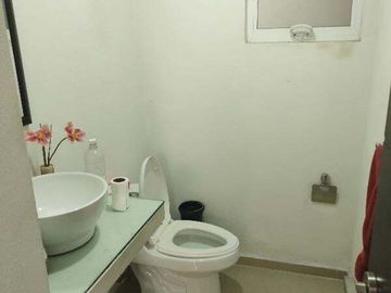 SE VENDE HERMOSA CASA