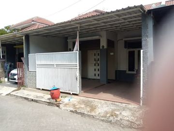 Rumah Jambangan 1.1 M Negoo siap huni