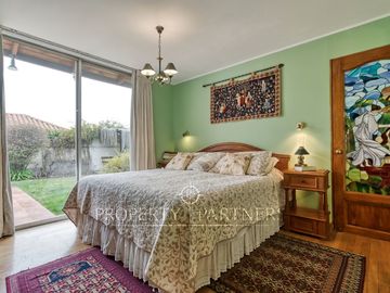 Venta de casa en La Reina – Luminosa y Acogedora Propiedad de un piso.