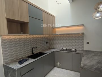 Rumah Baru Di Sunter Mas Tengah SHM 3KT 3KM LT 65 M LB 120m