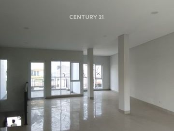 Ruko 2 Lantai Strategis Siap Pakai Di Batujajar Regency Bandung