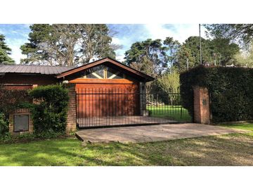 Chalet cuatro ambientes. El Cardenal 800. Mar del Plata. Venta.