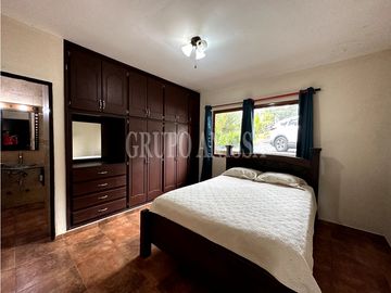 Oportunidad! Se Vende o Alquila Hermosa Casa en Altos del Maria