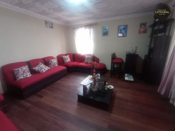 Casa de venta en Parque Miraflores – código:20099