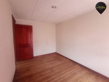 Casa de venta en Parque Miraflores – código:20099