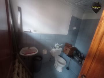 Casa de venta en Parque Miraflores – código:20099