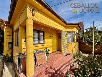 Casa en venta de 4 dorm. en Villa Alemana