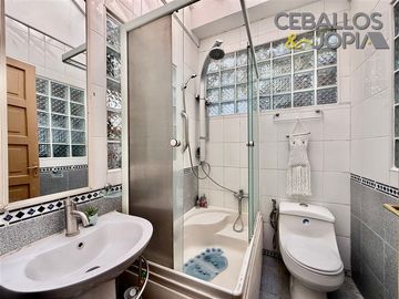 Casa en venta de 4 dorm. en Villa Alemana