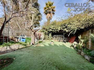 Casa en venta de 4 dorm. en Villa Alemana