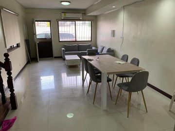 RENT: 4 Bedroom Bayview Garden Homes Paranaque Staff House