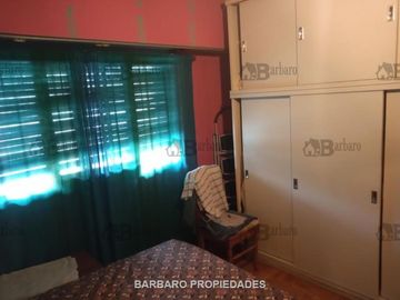 BARBARO VENDE CASA EN VILLA MAIPU