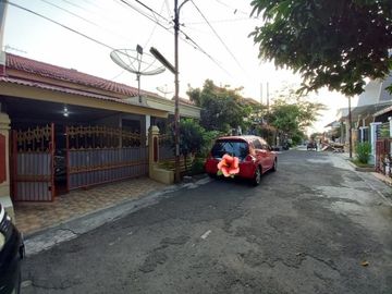 Rumah Kokoh Dan Nyaman Di Komplek Pemda Jatiasih, Bekasi