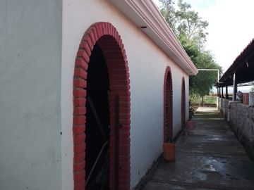 Preciosa Finca en Venta con todos Implementos y Maquinaria