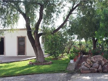 Preciosa Finca en Venta con todos Implementos y Maquinaria