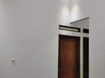 rumah dijual cipayung depok siap huni legalitas shm