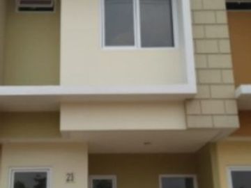 Dijual Rumah Cantik Cluster Virginia Village Paramount Gading Serpong Murah