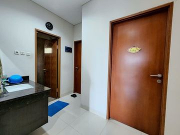 Dijual Rumah Sutera Feronia Alam Sutera Bagus Semi Furnished