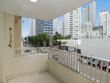 apartamento en arriendo/venta en bocagrande. Cod V94697