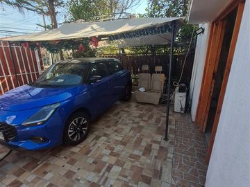 Casa en arriendo de 4 dorm. en La Florida