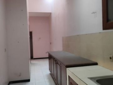 dijual rumah 2 lantai minimalisbagus cantik Batununggal Bandung dekat tol