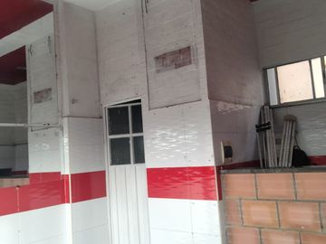 local en arriendo en britalita. Cod A4280106